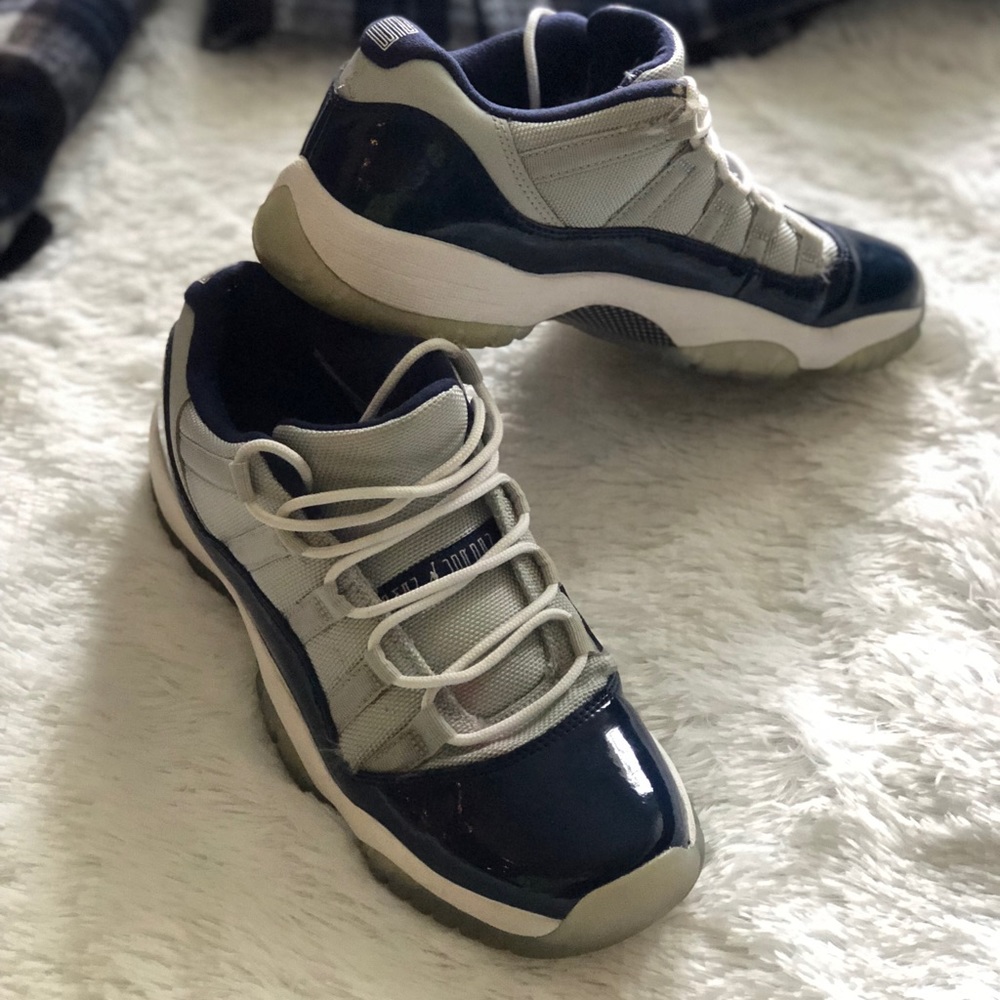 Jordan 11 Retro Low GEORGETOWN size 7Y